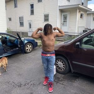 Meet your Posher, Elijah